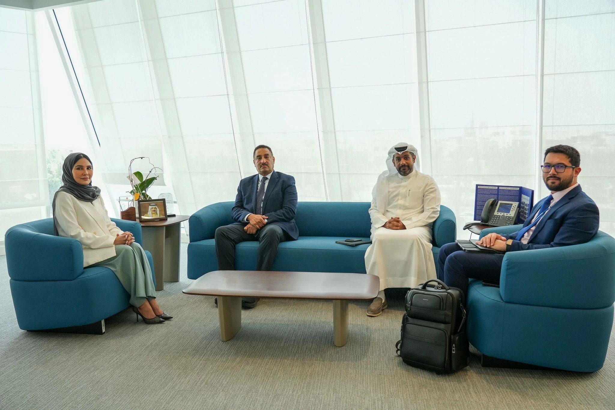 وكيل «المواصلات» للنقل البري والبريد تستقبل هاشم حسين رئيس «اليونيدو» في البحرين 