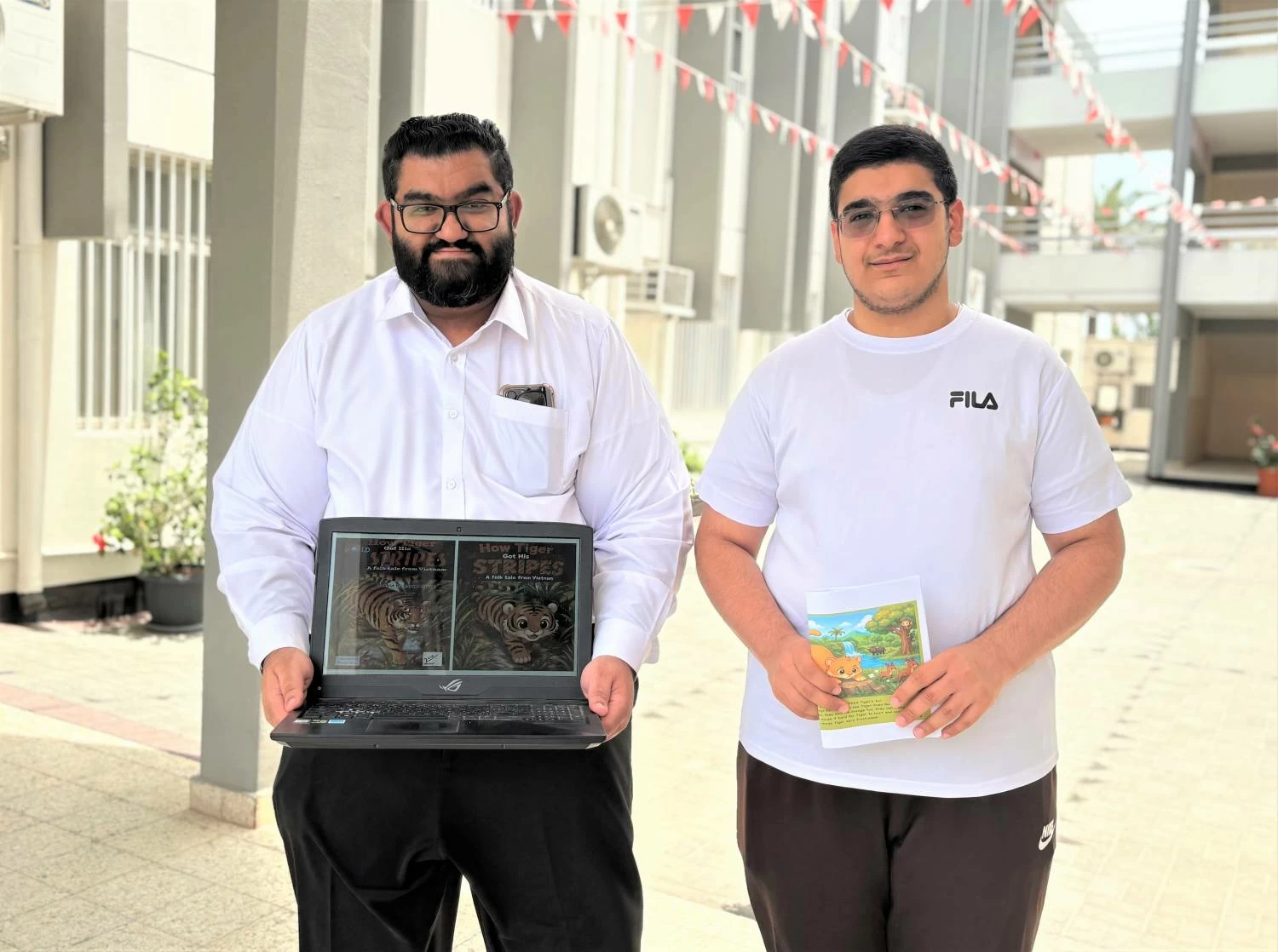 البحرين – المعلمان حسن العرادي ومحمد عباس نموذجا للتميز الرقمي في “المرحلة الإعدادية”