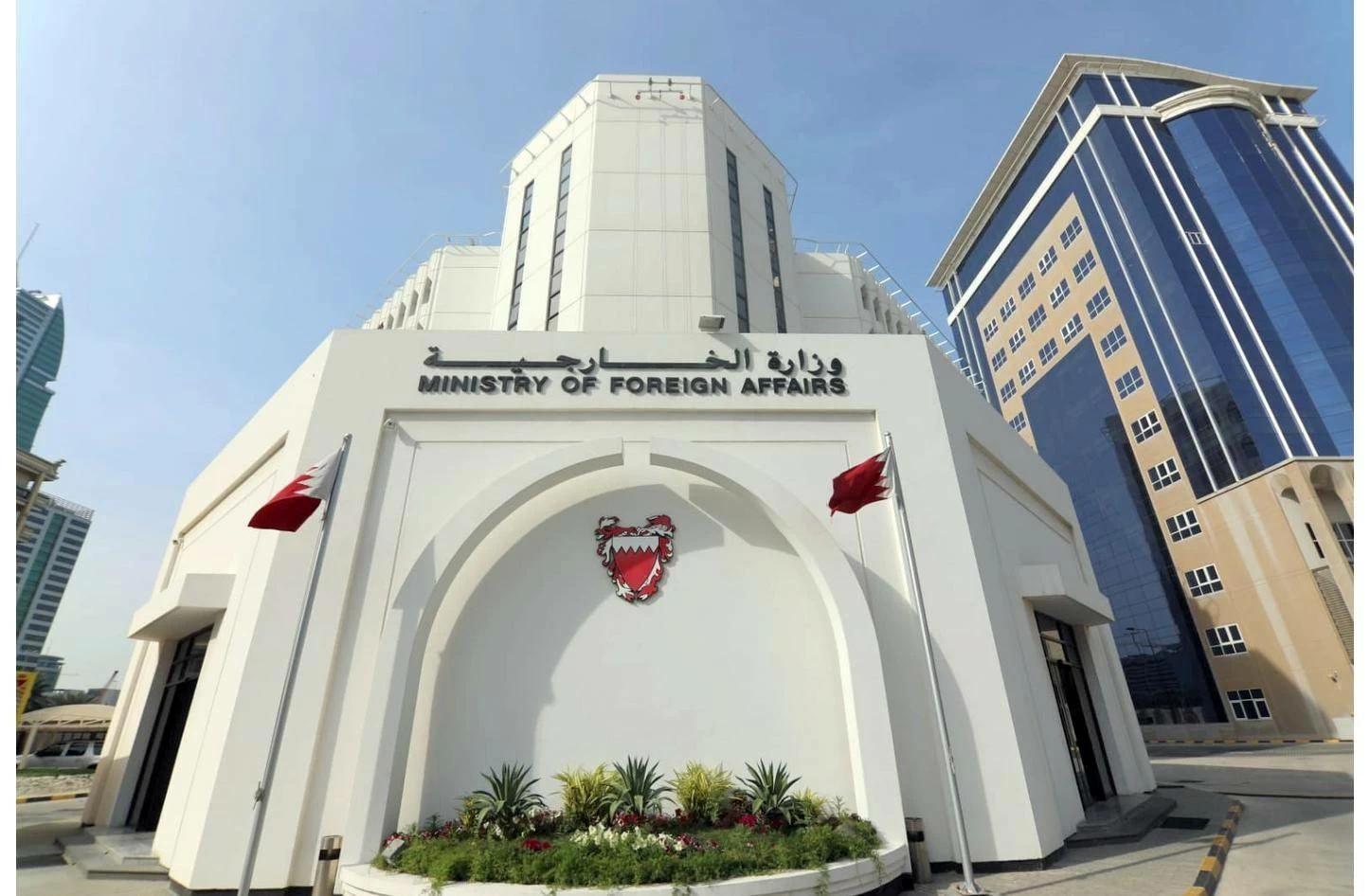 البحرين – البحرين تدين الاستهداف الإرهابي للأمن السعودي بطائرات مسيرة قادمة من الأجواء العراقية البحرين – البحرين تدين الاستهداف الإرهابي للأمن السعودي بطائرات مسيرة قادمة من الأجواء العراقية