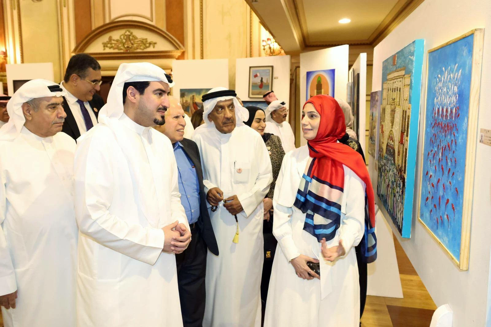 البحرين – محافظ العاصمة يفتتح معرض “الحب والوفاء” بمشاركة نخبة من الفنانين البحرينيين البحرين – محافظ العاصمة يفتتح معرض “الحب والوفاء” بمشاركة نخبة من الفنانين البحرينيين
