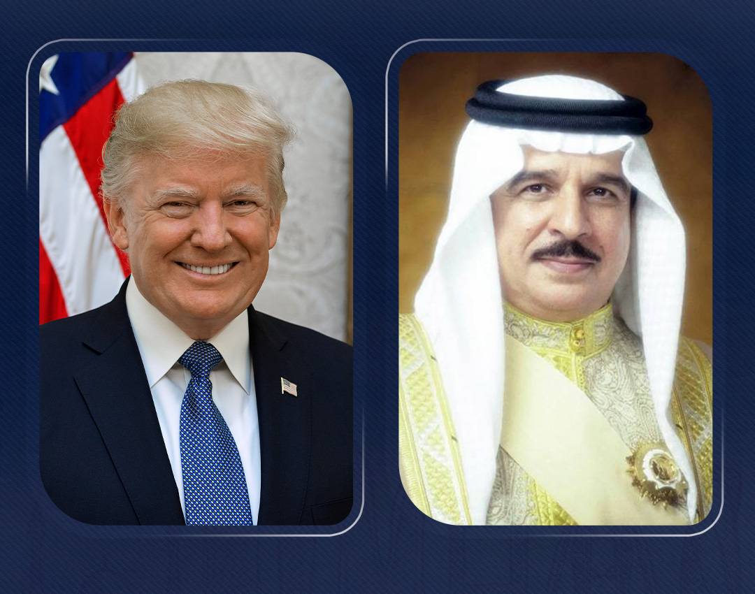 ترامب أكد إعجابه بالوحدة الوطنية في البحرين وتكاتف شعبها. جلالة الملك المعظم يتلقى رسالة خطية من الرئيس الأمريكي 