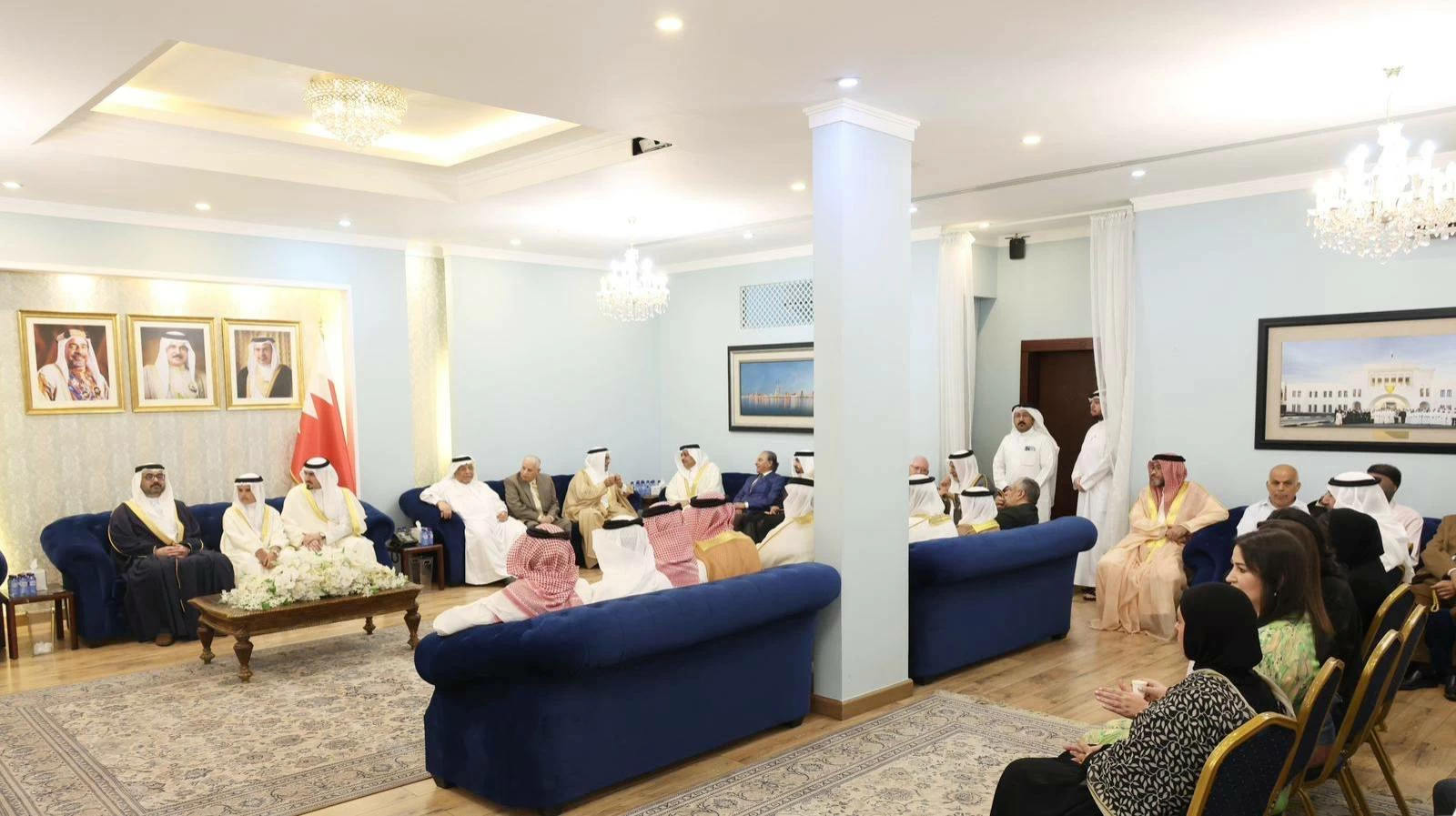 محافظ العاصمة يستقبل المهنئين بعيد الأضحى المبارك 