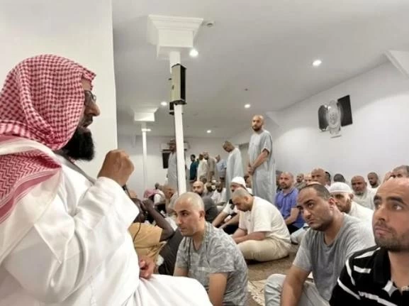 وزارة الشؤون الإسلامية السعودية تواصل برامجها التوعوية بمخيمات الحجاج في أيام التشريق بمشاركة 322 داعية 