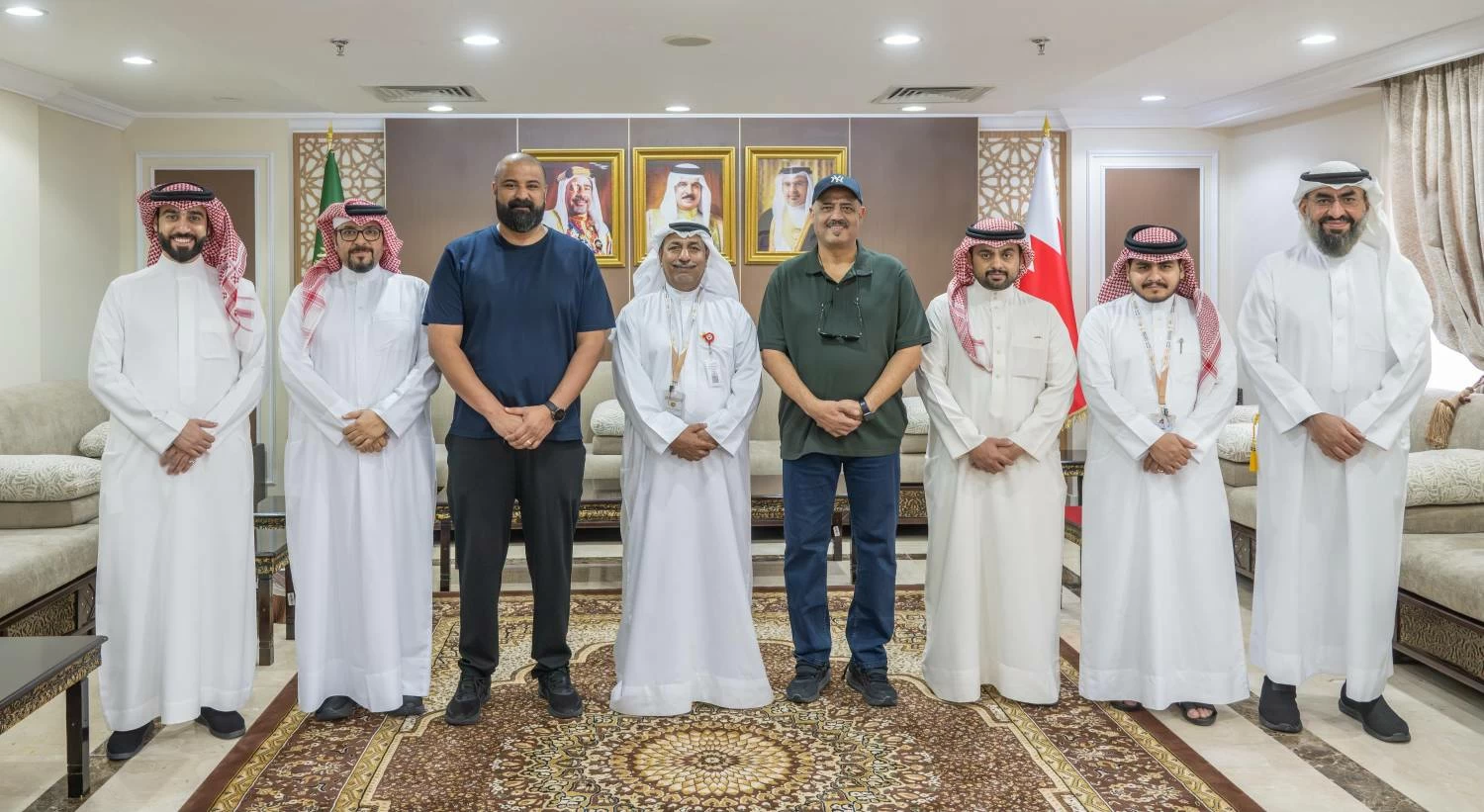 البحرين – اللجنة الإعلامية لبعثة البحرين تختتم تغطيتها في مكة المكرمة البحرين – اللجنة الإعلامية لبعثة البحرين تختتم تغطيتها في مكة المكرمة