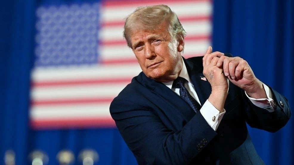 طبيب البيت الأبيض: قلب ترامب أصغر بـ14 عاماً من عمره الفعلي