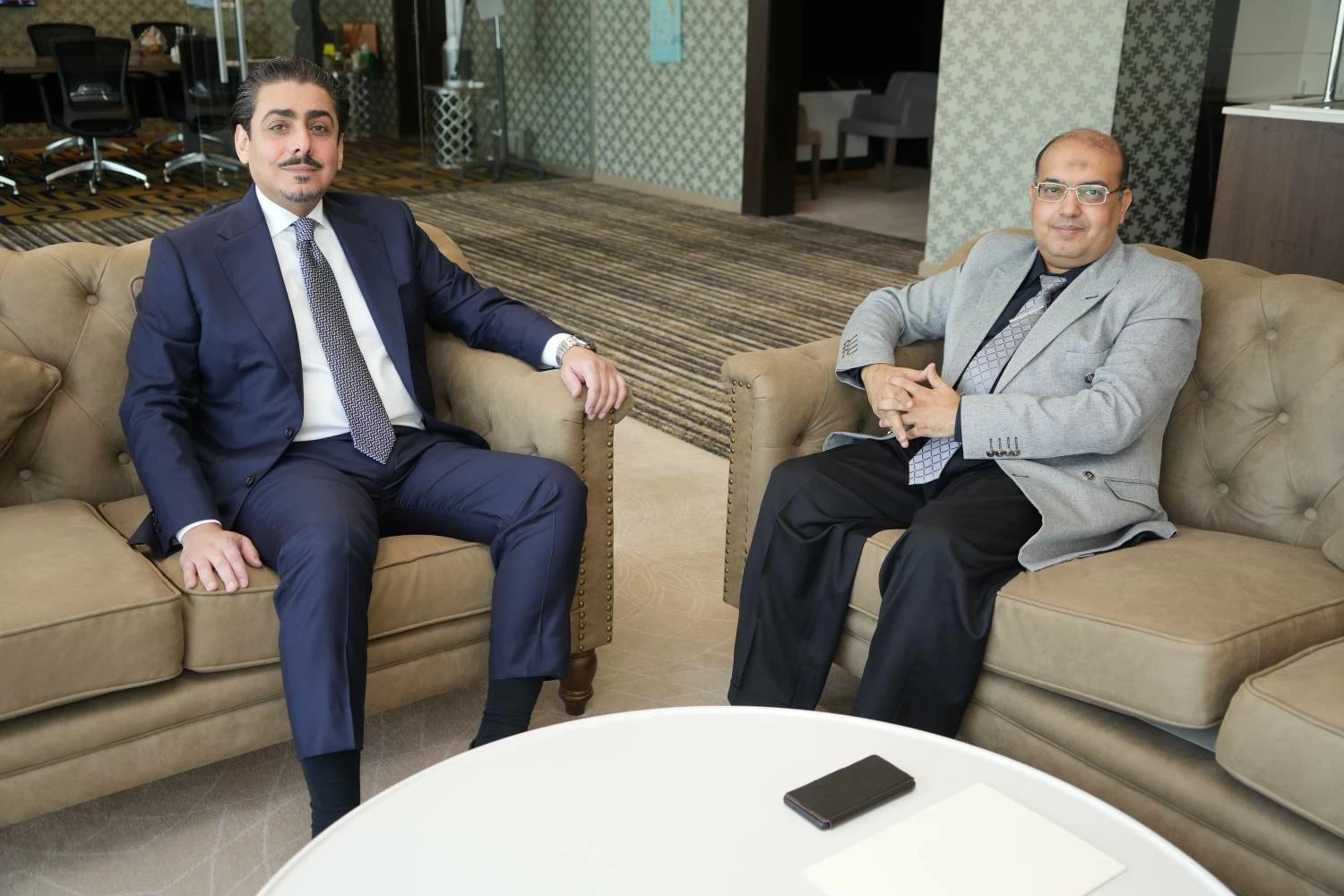 الرئيس التنفيذي لـ«فزت بحرين» في حوار لـ«الوطن»: نخطـط لافتتاح شركة طيران بحرينية لـ«الشارتر» لجذب السياح بنهاية 2027 