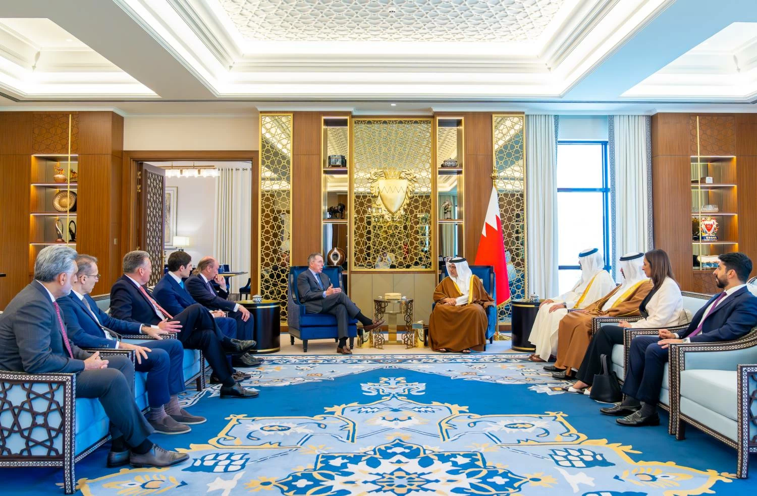ولي العهد رئيس الوزراء يلتقي المؤسس والرئيس التنفيذي والشريك الإداري لشركة «أطلس ميرشنت كابيتال» 