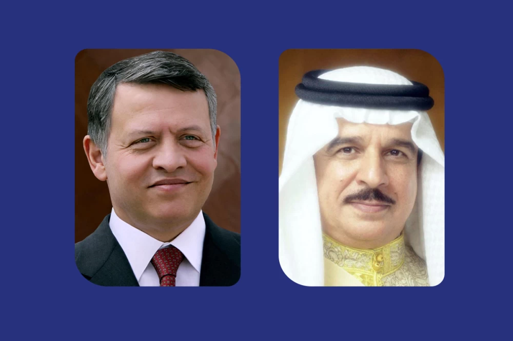 جلالة الملك المعظم يهنئ العاهل الأردني بمناسبة عيد جلوس جلالته على العرش 