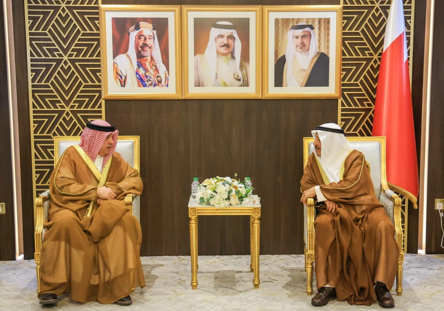 البحرين – رئيس مجلس الشورى يثمن الجهود الدبلوماسية التي يبذلها سفير مملكة البحرين لدى الأردن