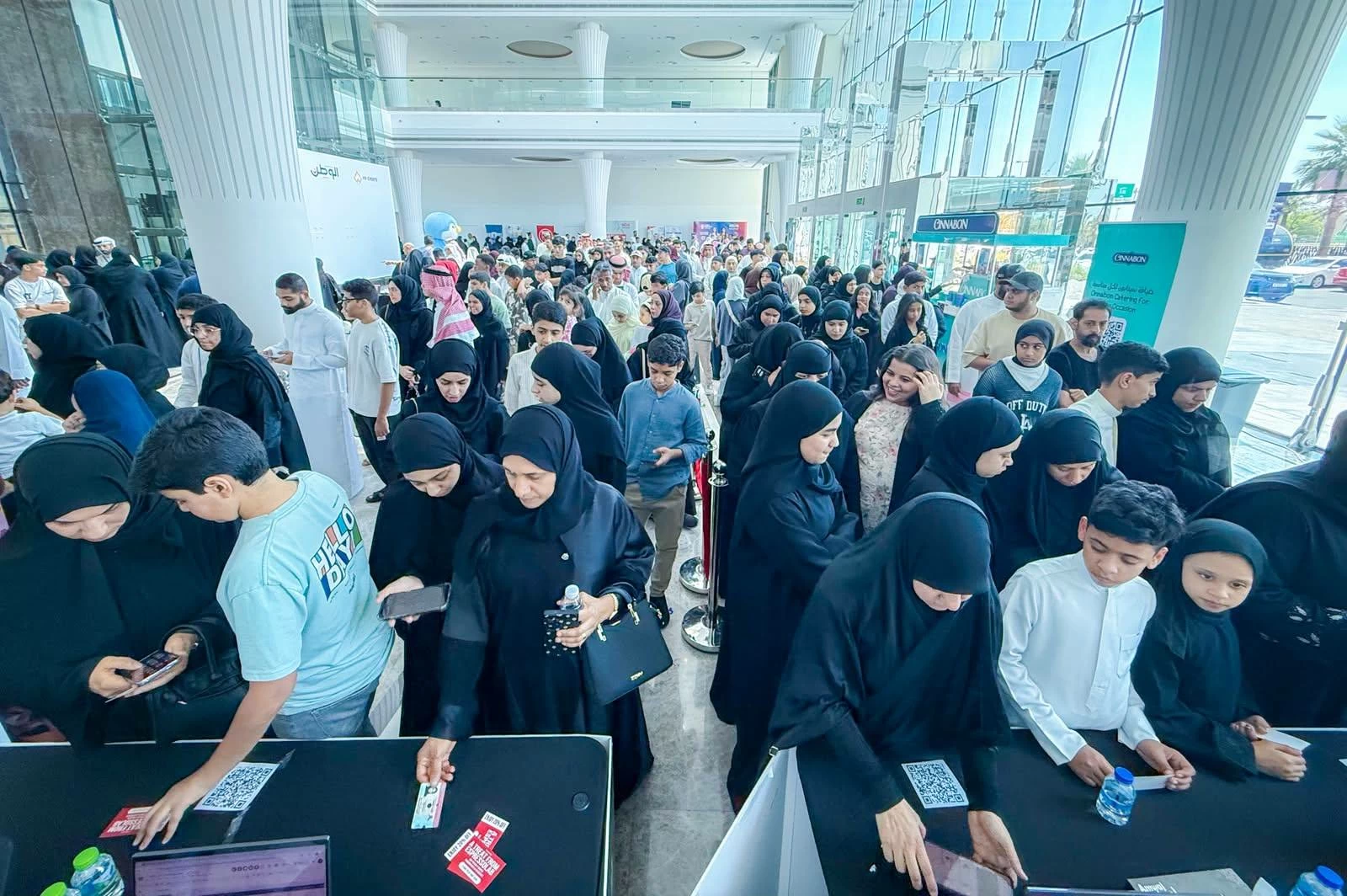 البحرين – “طلاب الوطن المتفوقون” تؤكد مكانتها كأكبر مبادرة لتكريم الطلاب المتفوقين في البحرين