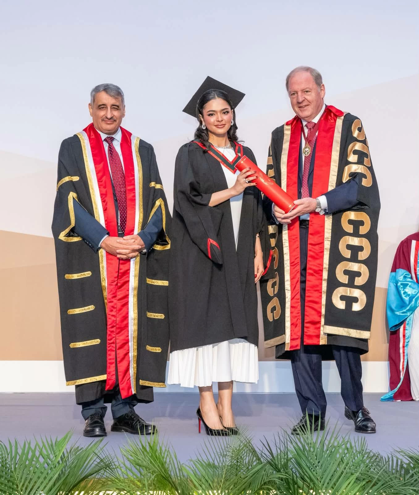 البحرين – تخرجت ريم السبيعي من الجامعة الأيرلندية بامتياز ومع مرتبة الشرف الثانية البحرين – تخرجت ريم السبيعي من الجامعة الأيرلندية بامتياز ومع مرتبة الشرف الثانية