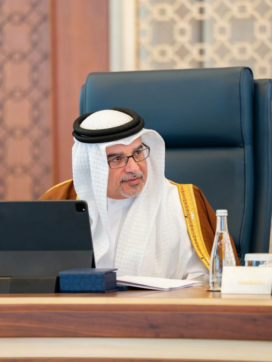 البحرين – مجلس الوزراء يتابع احتياجات المناطق خلال موسم “عاشوراء”. البحرين – مجلس الوزراء يتابع احتياجات المناطق خلال موسم “عاشوراء”.