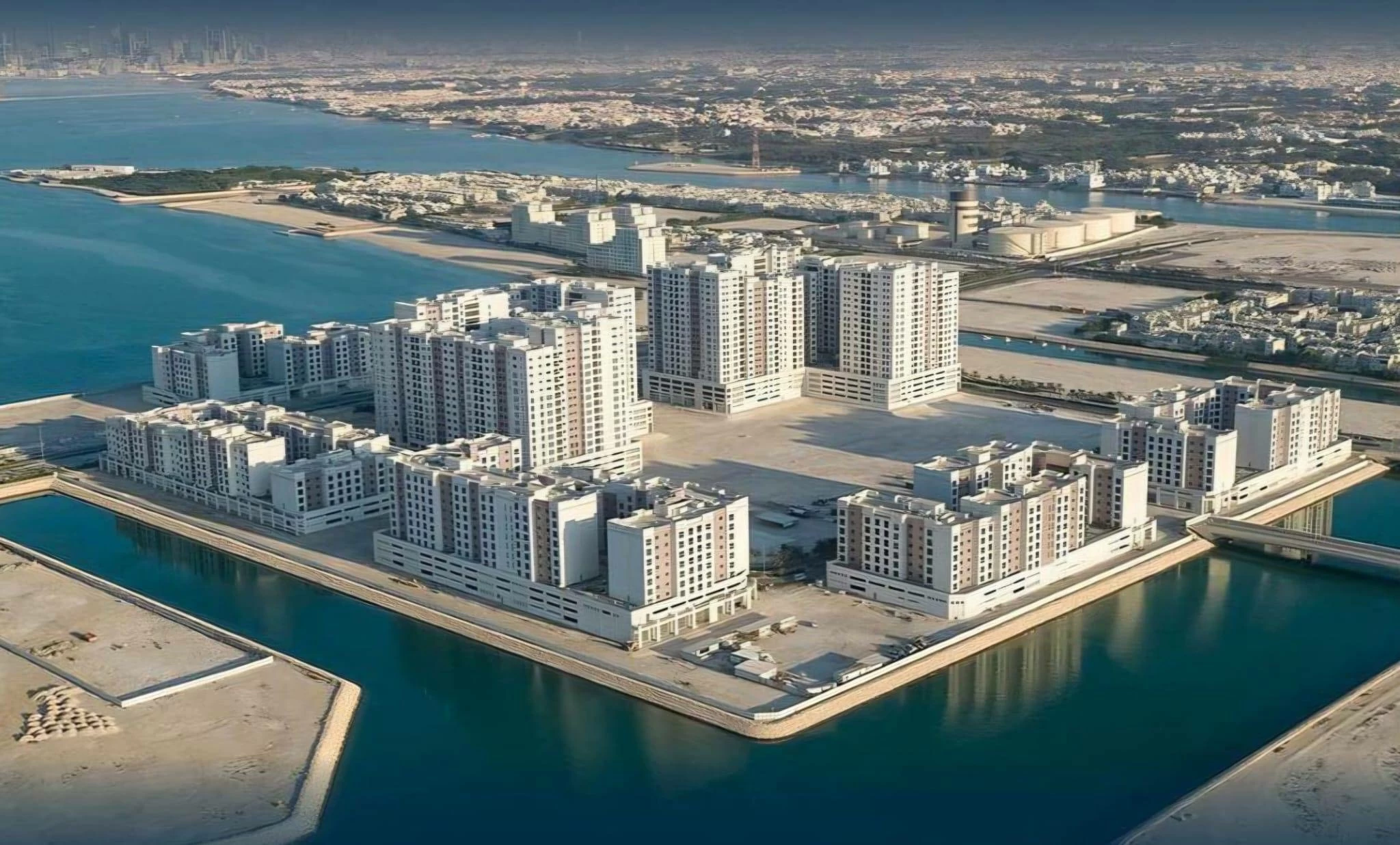 البحرين – أبو إدريس: 569 وحدة سكنية جديدة بمدينة سلمان منها 432 شقة و137 منزلاً