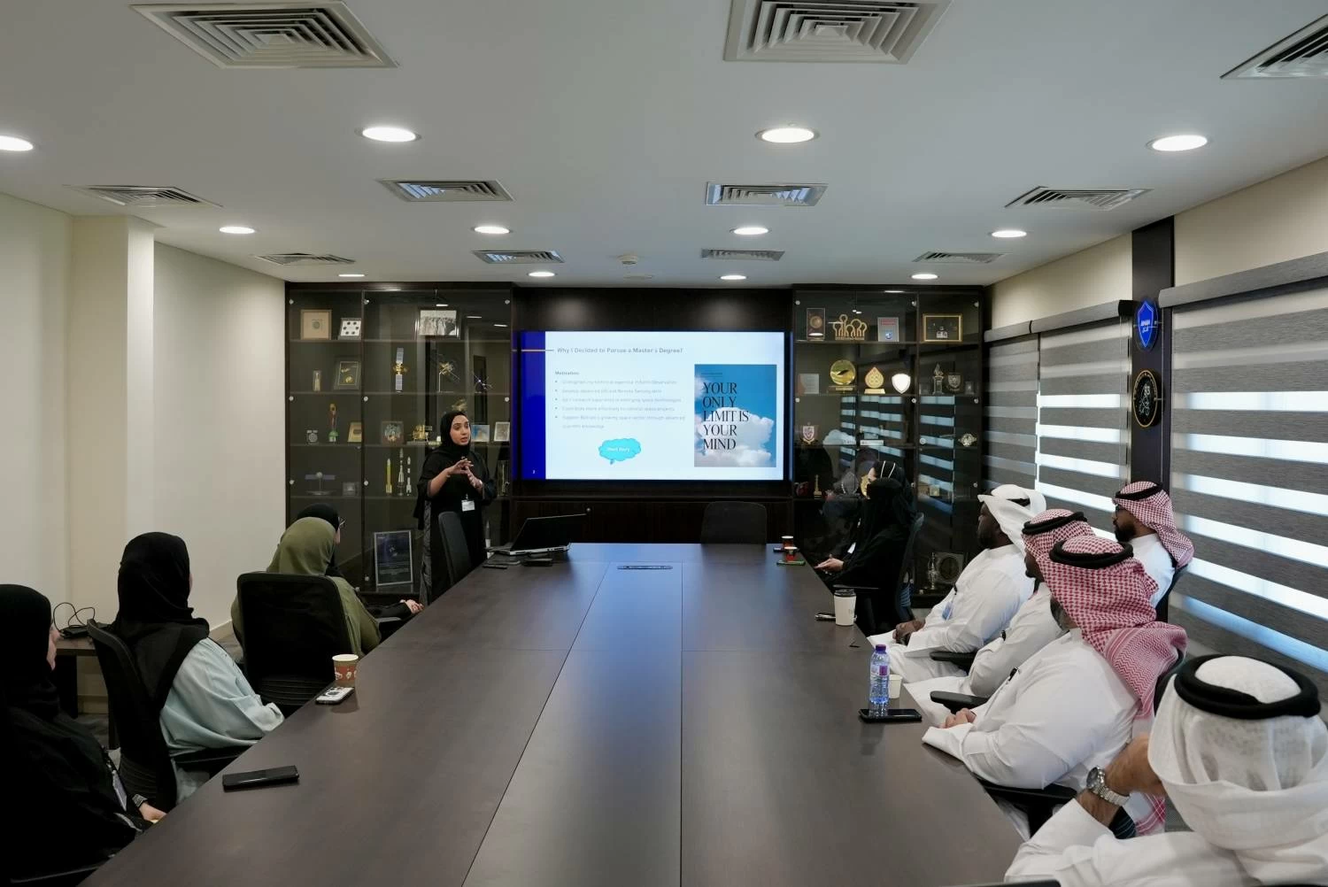 البحرين – وكالة البحرين للفضاء: توظيف تقنيات الذكاء الاصطناعي في المشاريع الفضائية الوطنية المستقبلية
