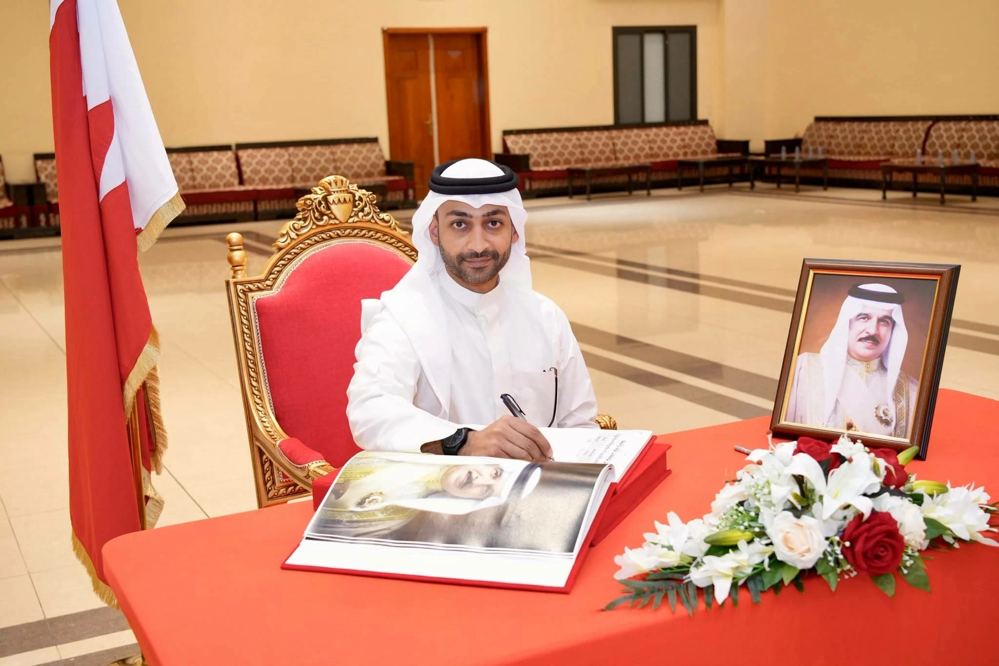 البحرين – عائلة خلفان تجدد العهد والولاء والانتماء لجلالة الملك