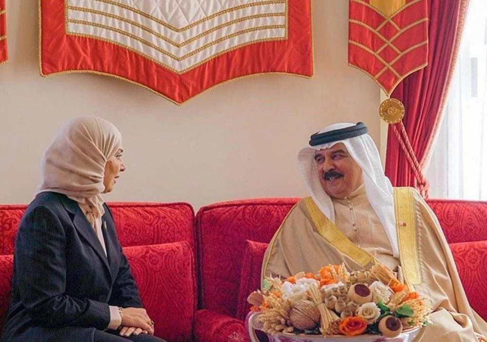 البحرين – المرأة البحرينية في الدبلوماسية.. حضور راسخ وإنجازات تعزز مكانة المملكة عالمياً