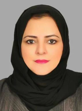 البحرين – موزة الضاوي هي أول “أستاذة” بحرينية في علم الاجتماع في جامعة البحرين
