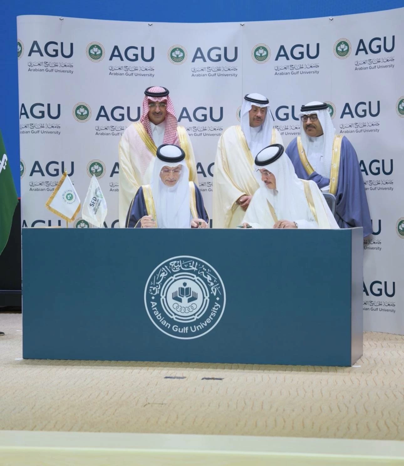 البحرين – «الخليج العربي» توقع عقود مشروع بقيمة 16 مليون دينار لاستكمال «مدينة الملك عبدالله الطبية»