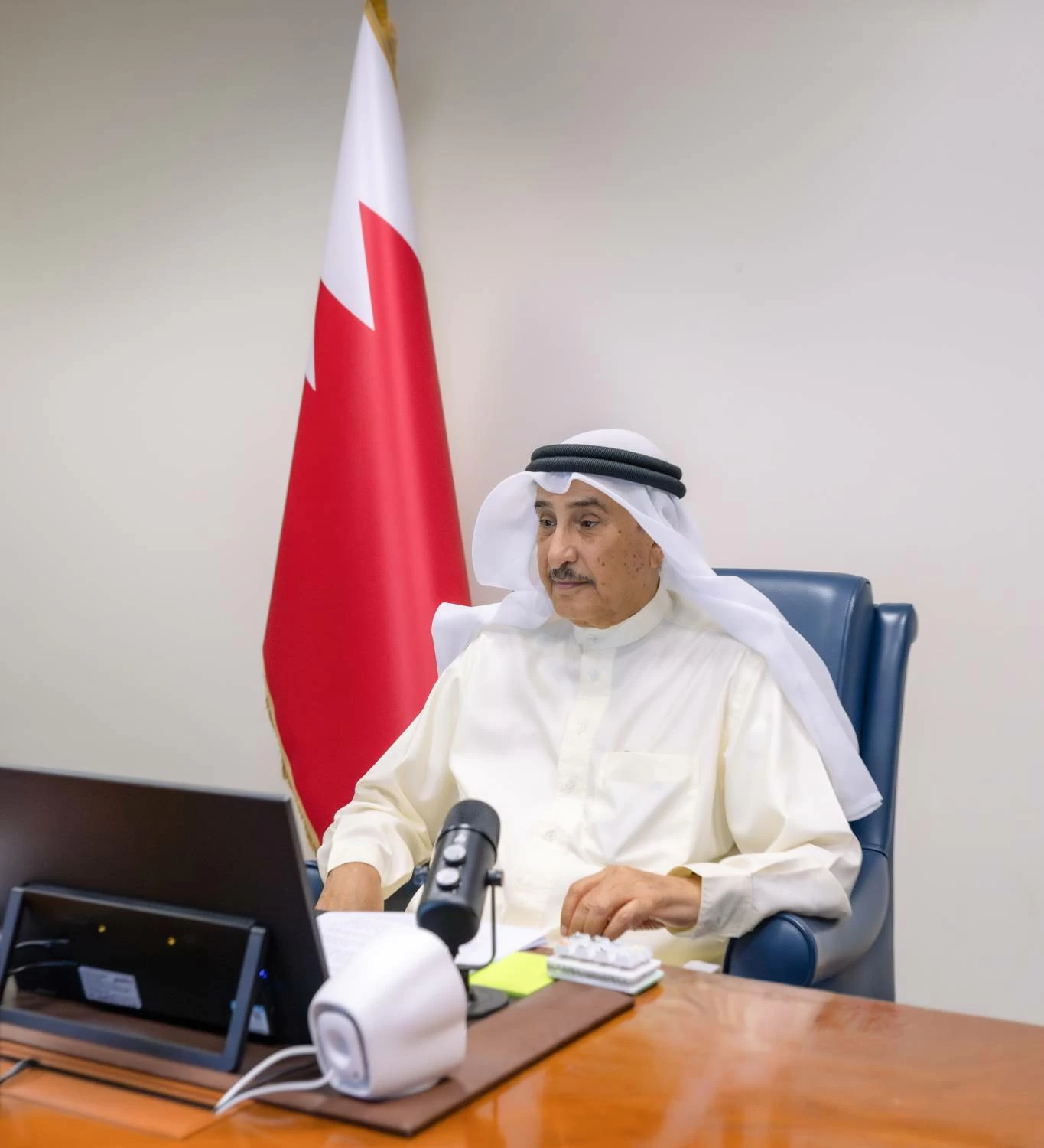 البحرين – نائب رئيس مجلس الوزراء يترأس اجتماع اللجنة الوزارية للمشاريع التنموية والبنية التحتية