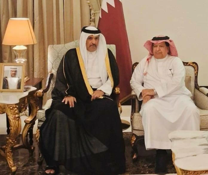 البحرين – جمال الياقوت يعزي سفير قطر لدى البحرين في وفاة الأمير الوالد الشيخ حمد بن خليفة آل ثاني
