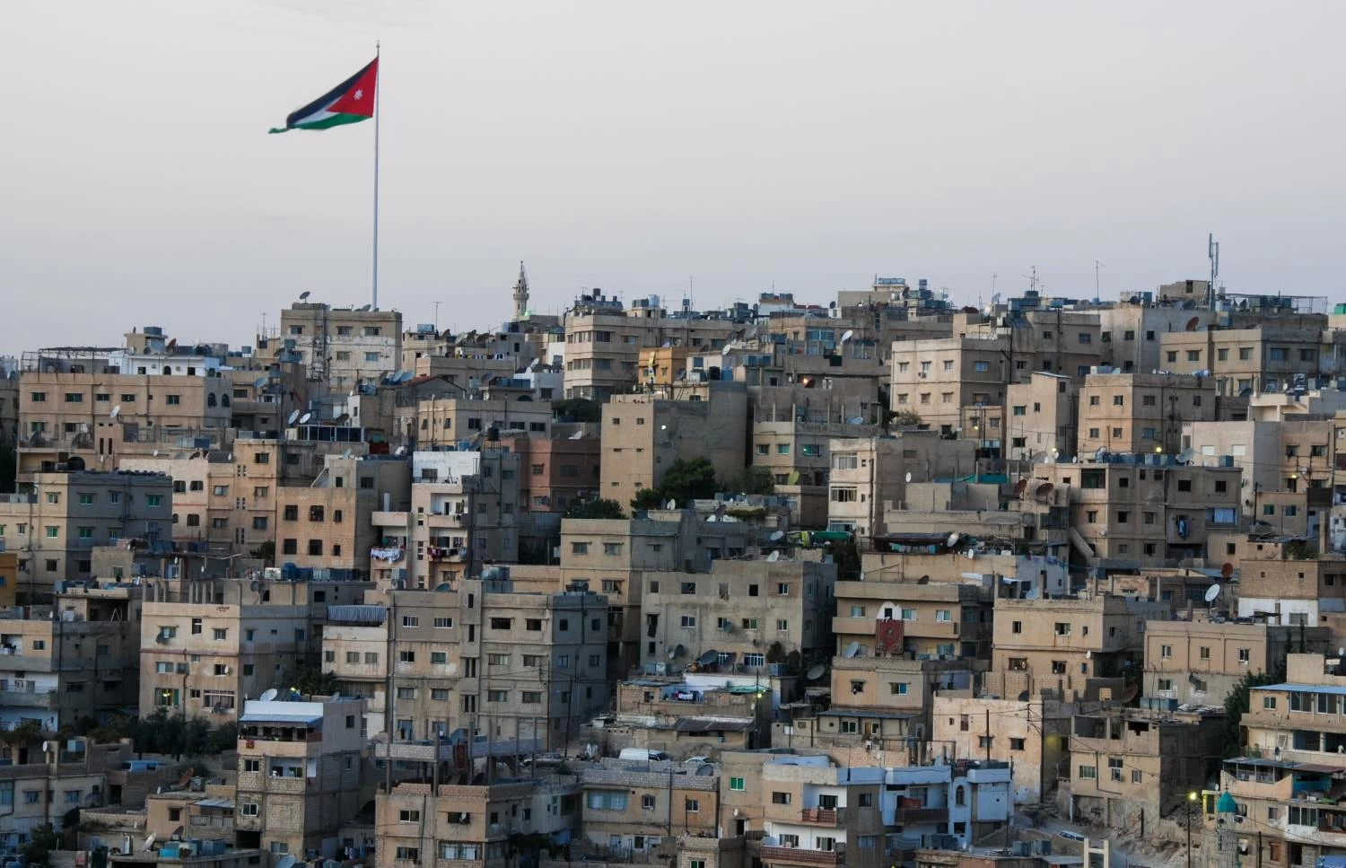 البحرين – الأردن يستدعي القائم بأعمال السفارة الإيرانية احتجاجا على الاعتداءات الإيرانية الوحشية